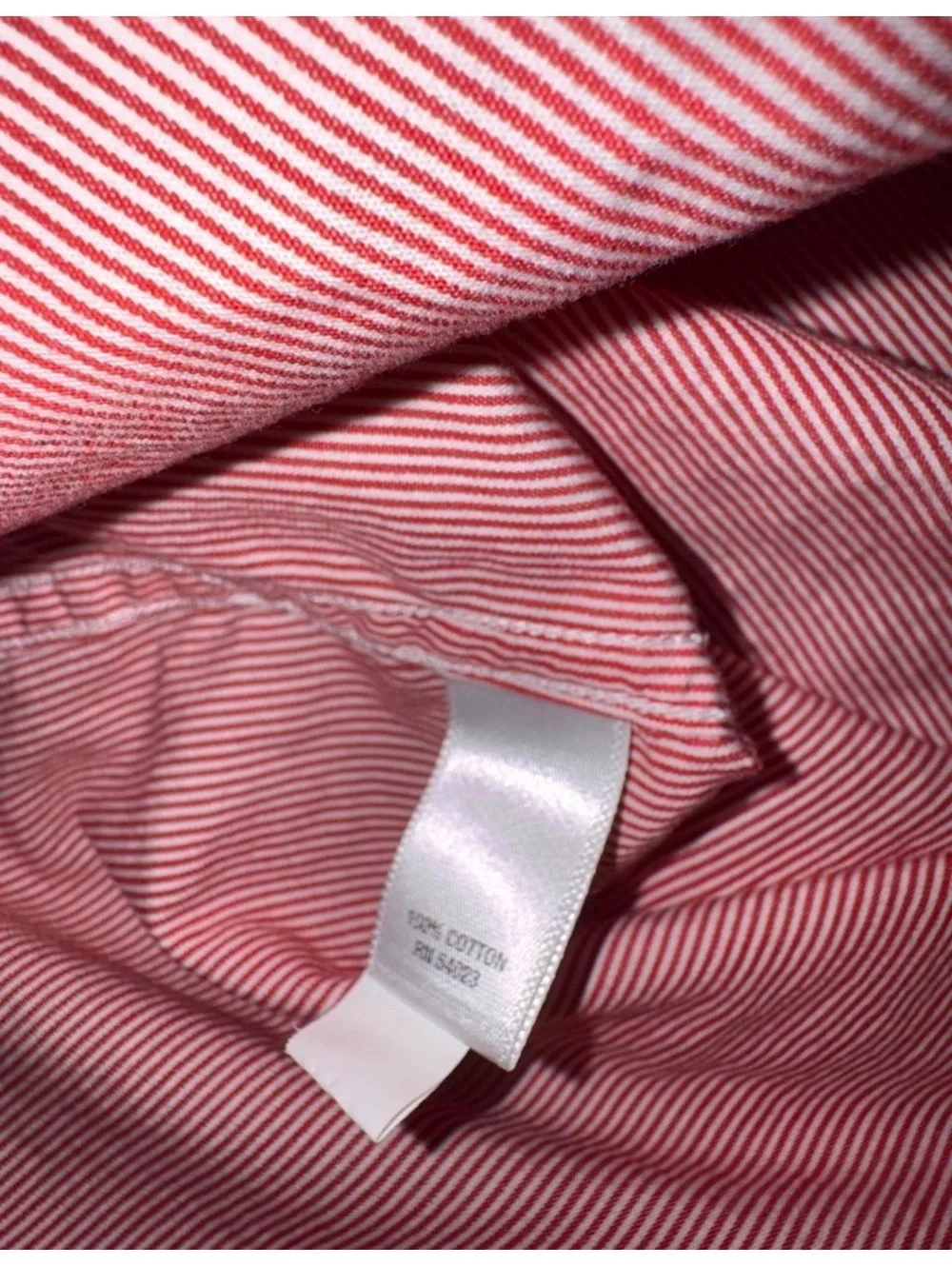 Men’s Banana Republic coral striped button up shirt Size Medium